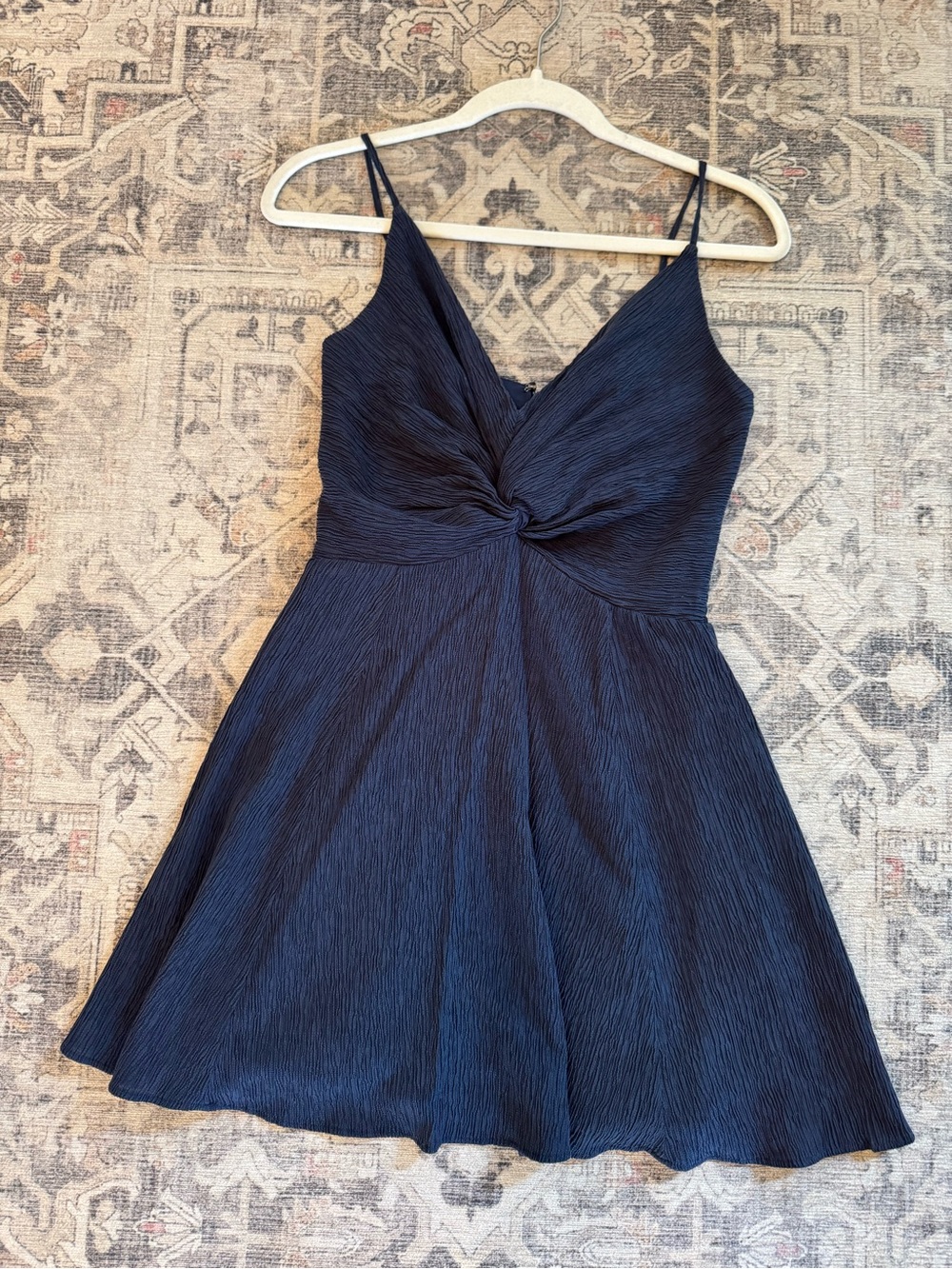 Abercrombie & Fitch Navy Blue Crinkled Textured, Twist Front Mini Dress, Size SP - Picture 6 of 12